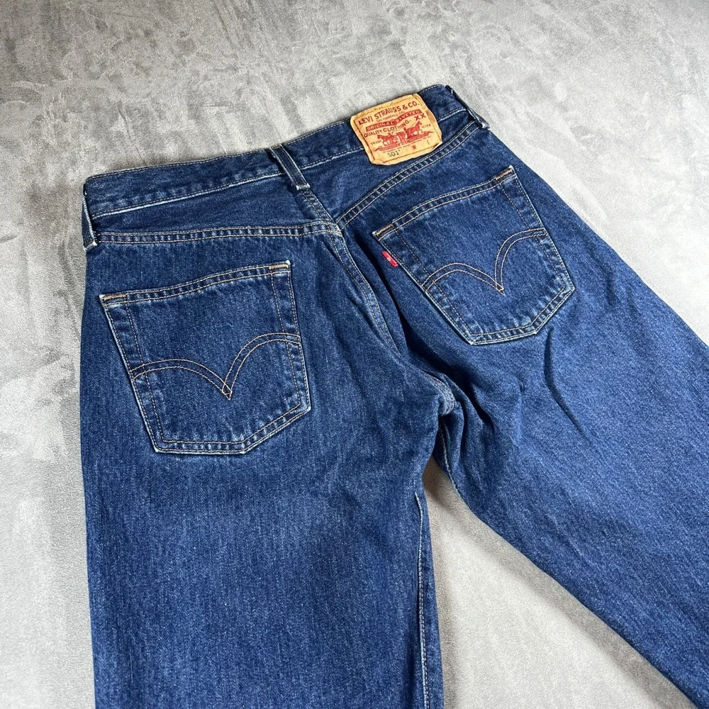 Levis 501 Original‎ Fit Mens Jeans 30x32 Blue Denim Button Fly Straight Leg